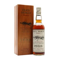 Glen Moray 1966 / 26 Year Old