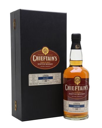 Ledaig 1973 32 jaar oud Ian Macleod Chieftain